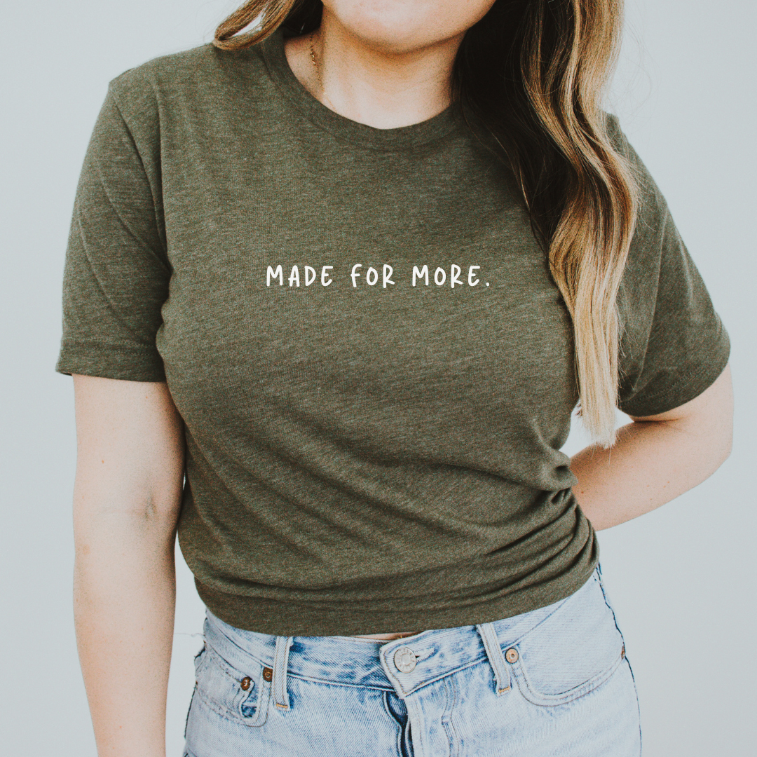 Made for More camiseta gris lavado